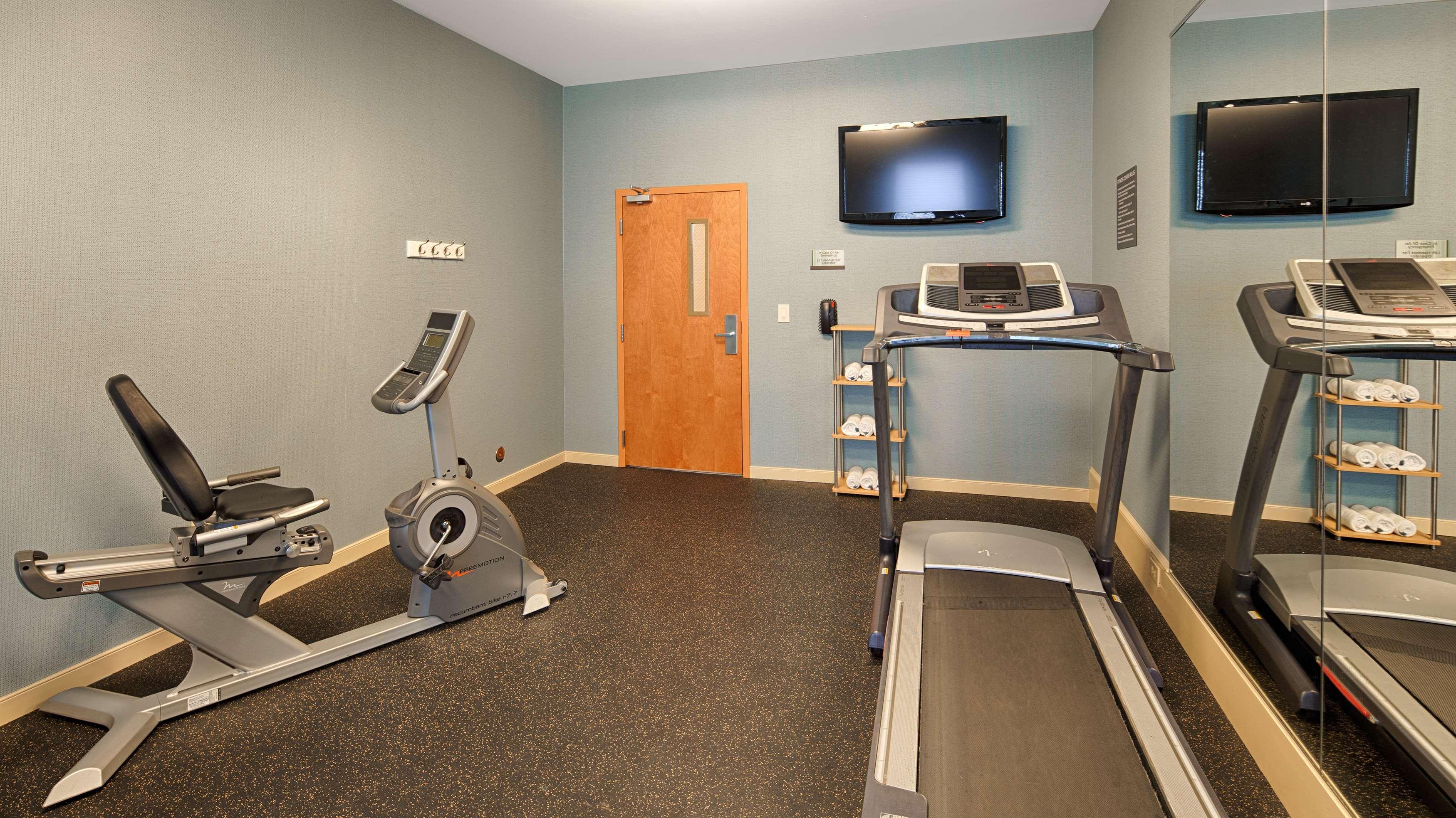 Best Western Plus Glen Allen Inn Bagian luar foto