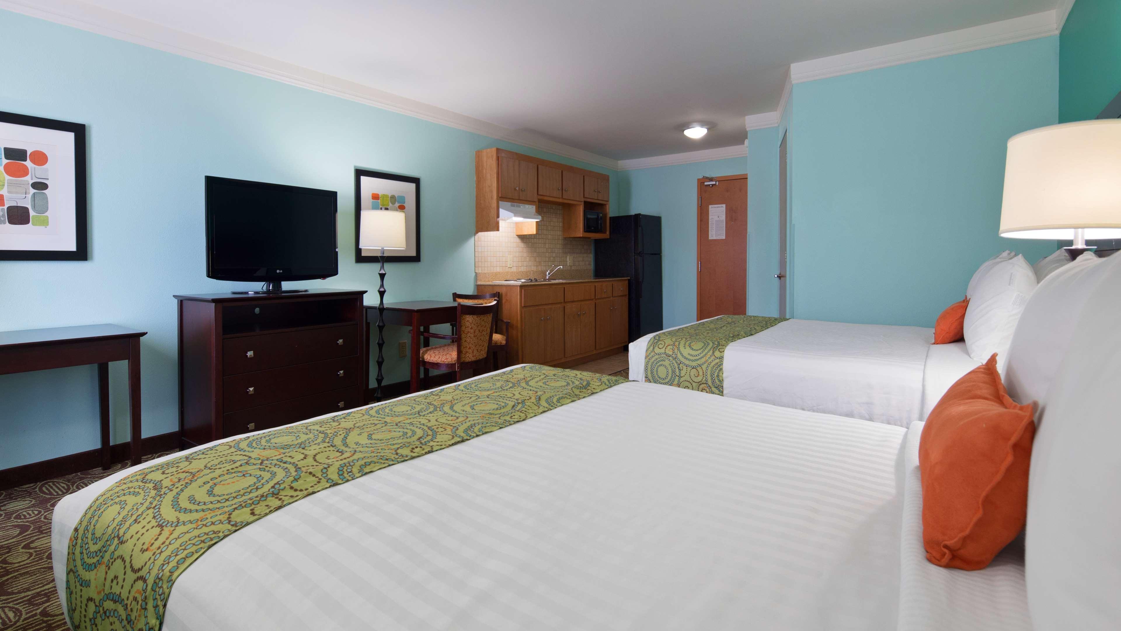 Best Western Plus Glen Allen Inn Bagian luar foto