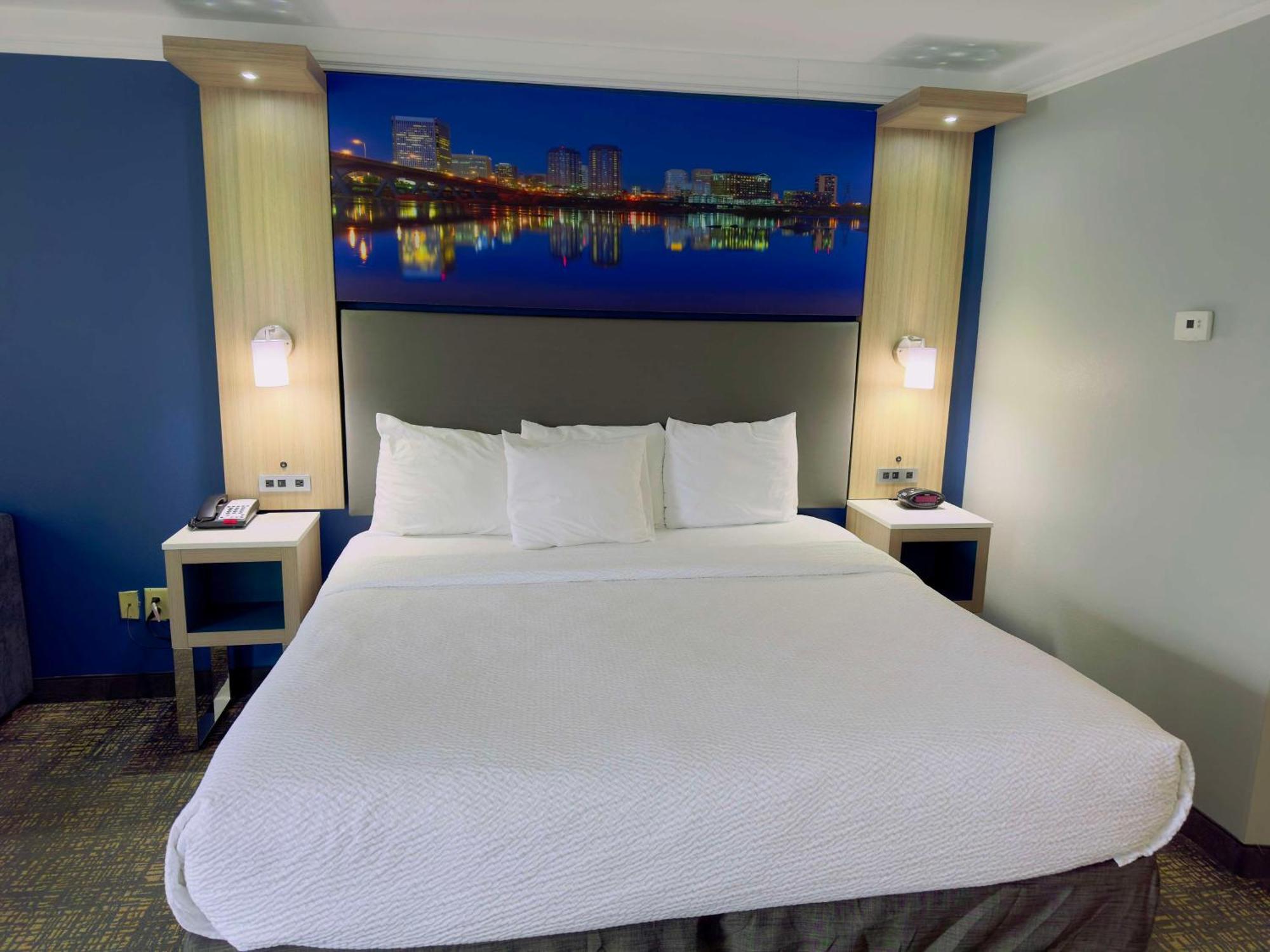 Best Western Plus Glen Allen Inn Bagian luar foto