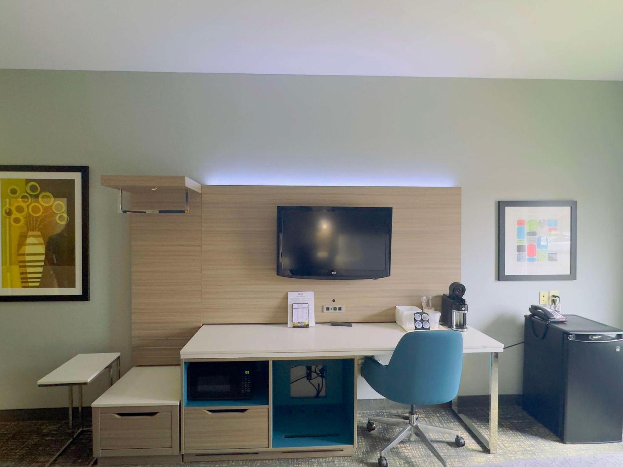 Best Western Plus Glen Allen Inn Bagian luar foto
