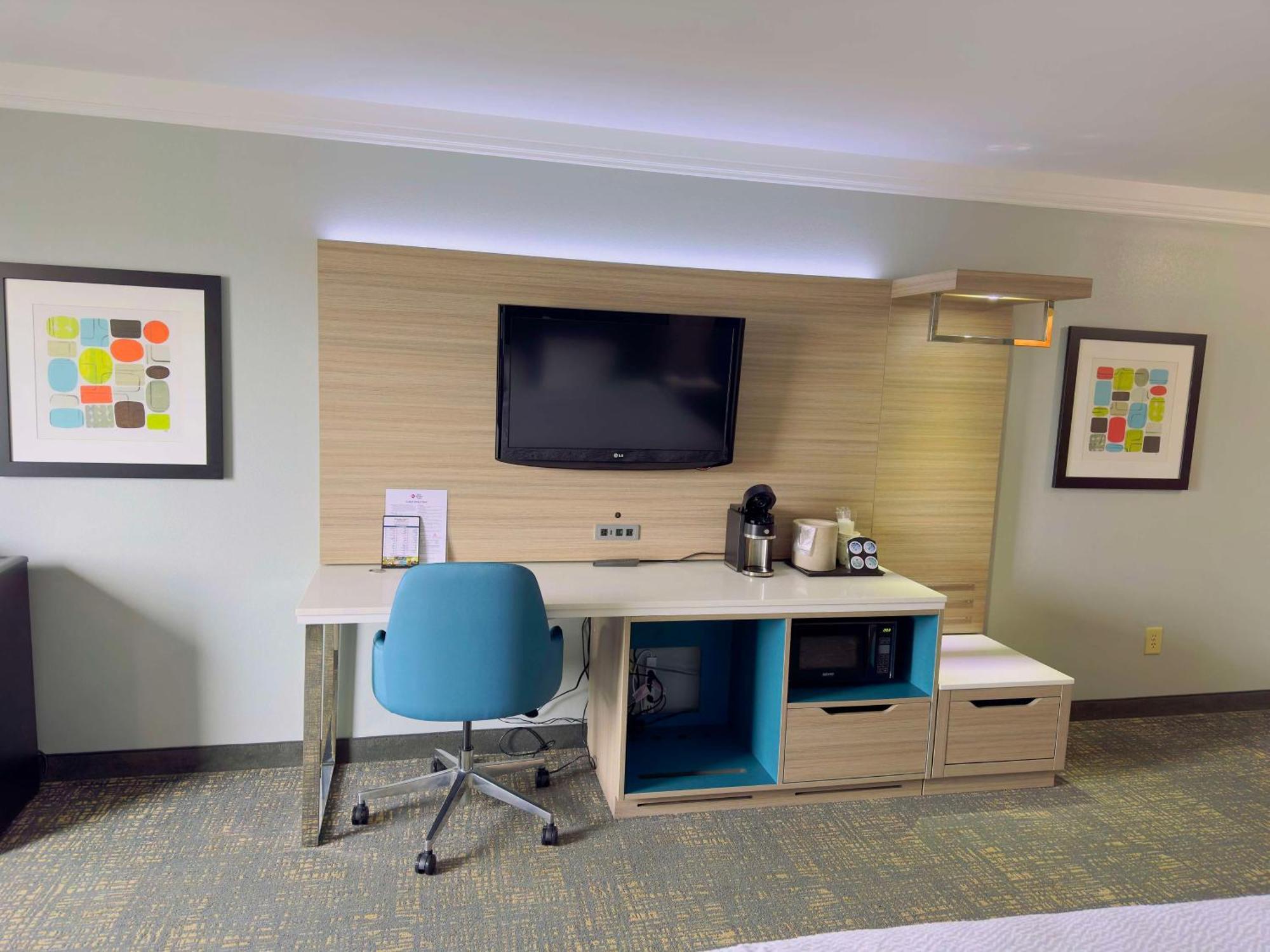 Best Western Plus Glen Allen Inn Bagian luar foto