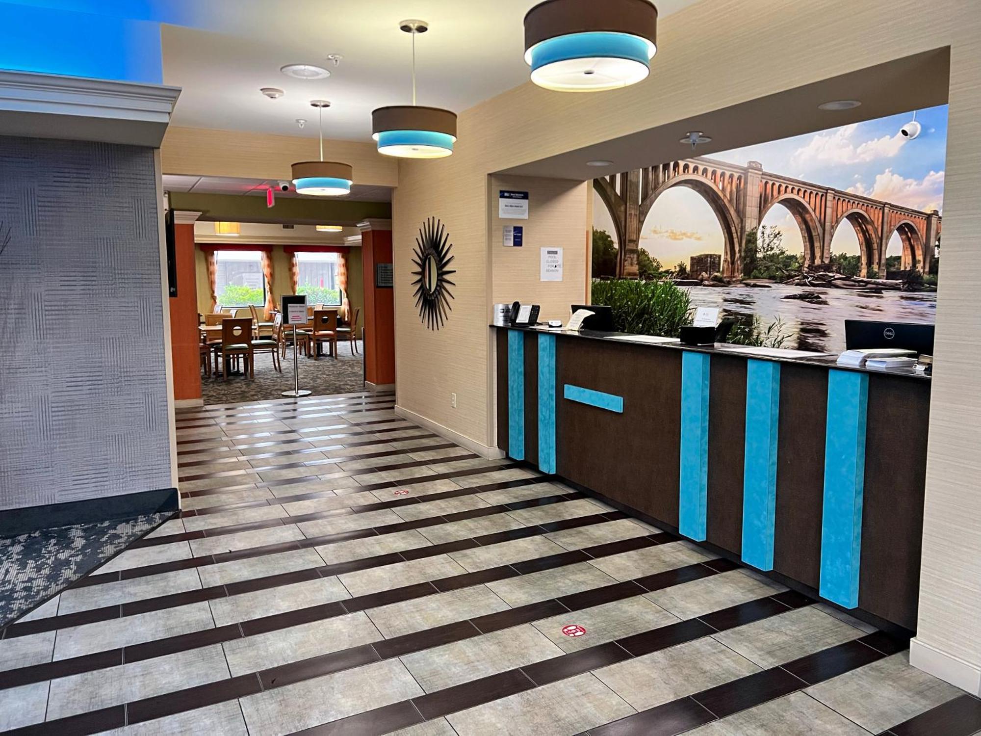 Best Western Plus Glen Allen Inn Bagian luar foto